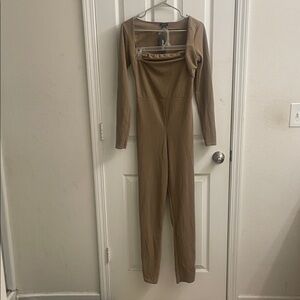Boohoo Ribbed Long-Sleeve Square Neck Jumpsuit - Taupe